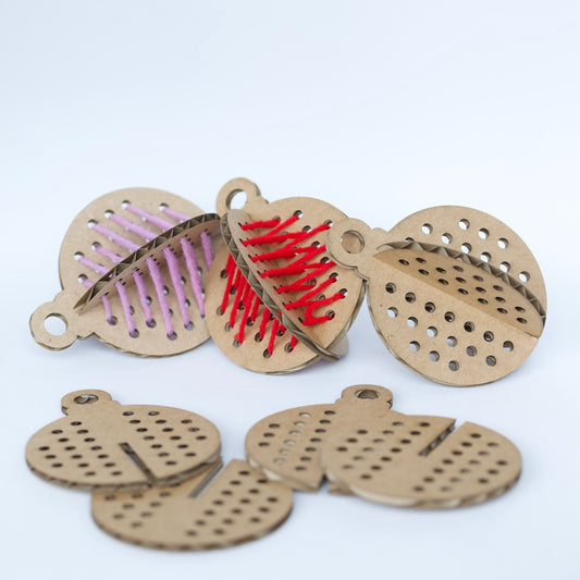 Kerstballen om te borduren (5 stuks)